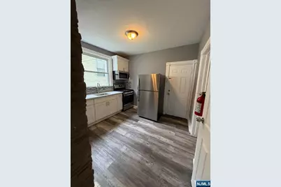 23 9th Avenue, East Orange, NJ 07018 - Photo 6