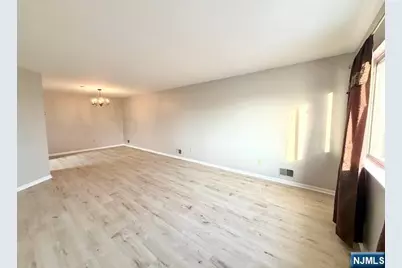 532 Cross Street 3 #3, Harrison, NJ 07029 - Photo 2