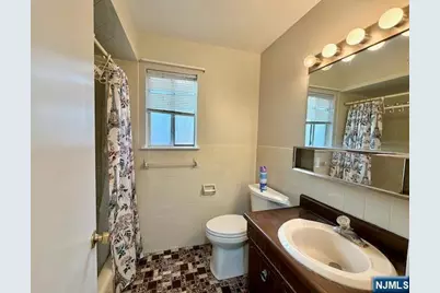 532 Cross Street 3 #3, Harrison, NJ 07029 - Photo 6