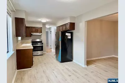 532 Cross Street 3 #3, Harrison, NJ 07029 - Photo 4