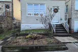 24 54th St, Bayonne, NJ 07002 - Photo 2