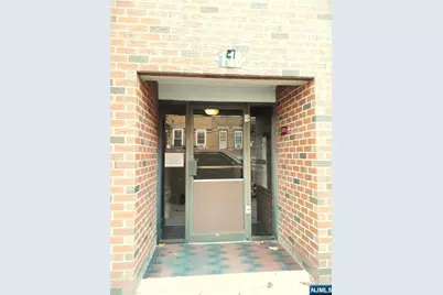 116 71st Street 12 #12, Guttenberg, NJ 07093 - Photo 2