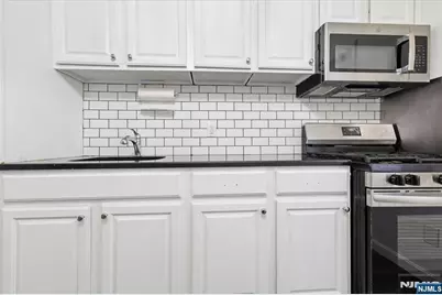 435 Teaneck Road 11 #11, Ridgefield Park, NJ 07660 - Photo 10