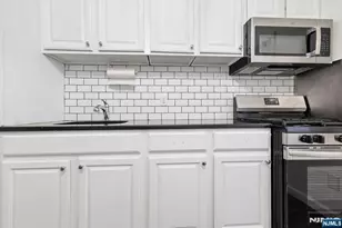 435 Teaneck Road 11, Ridgefield Park, NJ 07660 - Photo 10