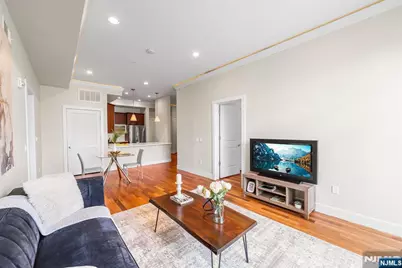 78 Wayne Street 303 #303, Jersey City, NJ 07302 - Photo 2