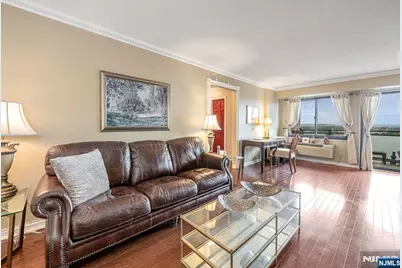 125 Prospect Avenue 16C #16C, Hackensack, NJ 07601 - Photo 6