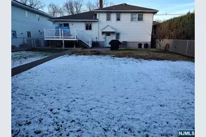 190 Martha Avenue, Elmwood Park, NJ 07407 - Photo 32