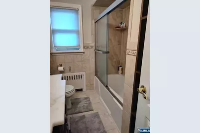 190 Martha Avenue, Elmwood Park, NJ 07407 - Photo 24