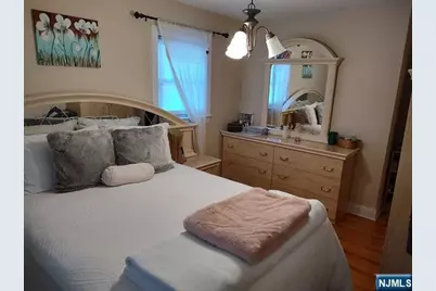 190 Martha Avenue, Elmwood Park, NJ 07407 - Photo 22