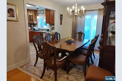 190 Martha Avenue, Elmwood Park, NJ 07407 - Photo 6