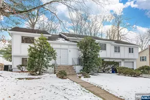 36 Yellow Brick Rd, Wayne, NJ 07470 - Photo 2