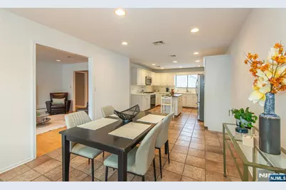 36 Yellow Brick Road, Wayne, NJ 07470 - Photo 12