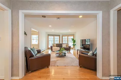 36 Yellow Brick Road, Wayne, NJ 07470 - Photo 6