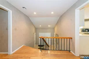 36 Yellow Brick Rd, Wayne, NJ 07470 - Photo 38