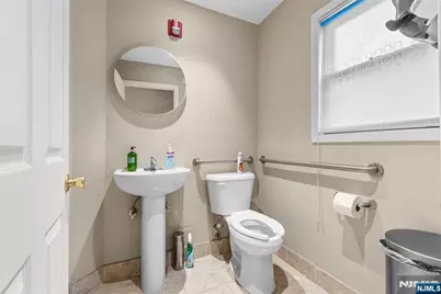 1618 Parker Avenue, Fort Lee, NJ 07024 - Photo 30