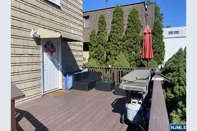 573 Lafayette Avenue 1 #1, Hawthorne, NJ 07506 - Photo 10