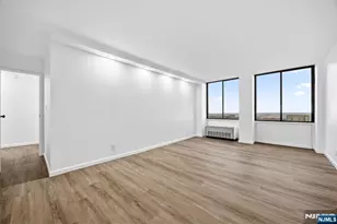 300 Winston Dr 2502, Cliffside Park, NJ 07010 - Photo 10