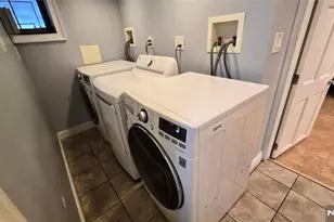 6 Chamberlain Ave, Little Ferry, NJ 07643 - Photo 10