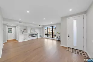 74 Liberty Pl, Palisades Park, NJ 07650 - Photo 6
