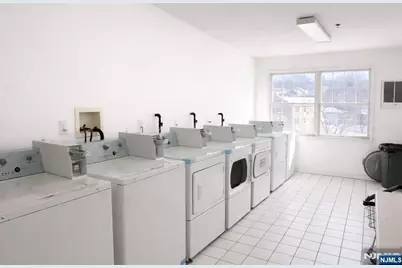 65 Fairview Street 3C #3C, Palisades Park, NJ 07650 - Photo 10