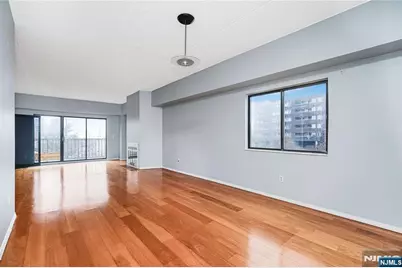 390 Gorge Road 402 #402, Cliffside Park, NJ 07010 - Photo 1
