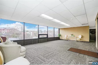 390 Gorge Road 402 #402, Cliffside Park, NJ 07010 - Photo 22