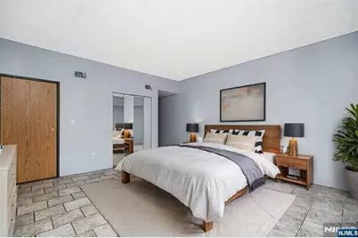 390 Gorge Road 402 #402, Cliffside Park, NJ 07010 - Photo 6