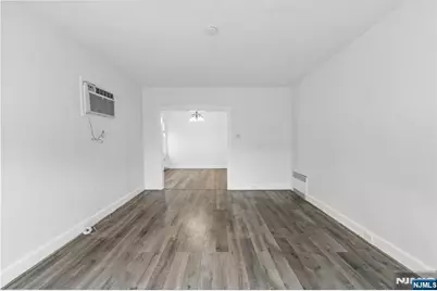 105 Van Riper Avenue 1 #1, Clifton, NJ 07011 - Photo 2