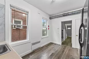 105 Van Riper Ave 1, Clifton, NJ 07011 - Photo 12