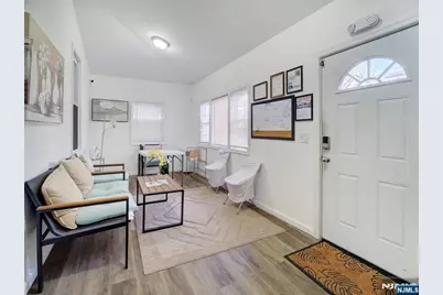 76 Amherst Street, East Orange, NJ 07018 - Photo 8