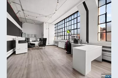 930 Newark Avenue, Jersey City, NJ 07306 - Photo 30