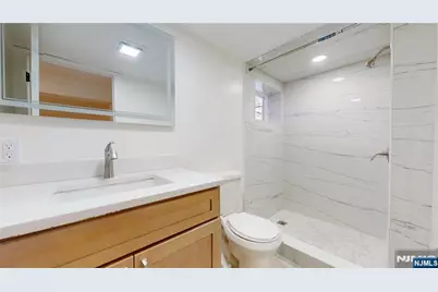 85 Brighton Avenue, East Orange, NJ 07017 - Photo 14