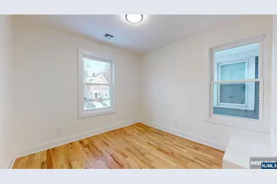 85 Brighton Avenue, East Orange, NJ 07017 - Photo 18