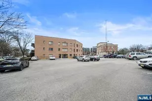 279 Clark Street B2, Hackensack, NJ 07601 - Photo 14