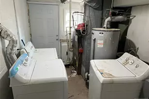 539 Sandra Pl, Teaneck Township, NJ 07666 - Photo 12