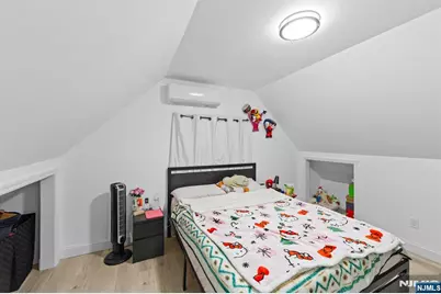 56 Yereance Avenue, Clifton, NJ 07011 - Photo 16