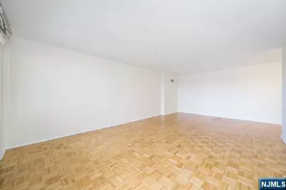 200 Winston Drive 401 #401, Cliffside Park, NJ 07010 - Photo 4