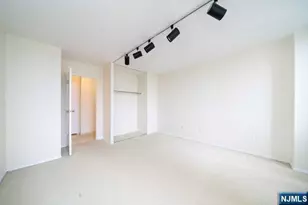 200 Winston Dr 401, Cliffside Park, NJ 07010 - Photo 12