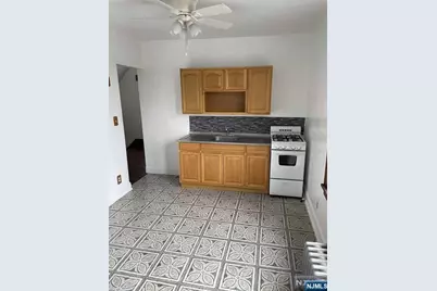 50 5th Avenue, Clifton, NJ 07011 - Photo 6