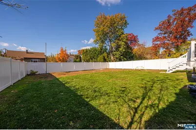 124 Hazley Avenue, Rochelle Park Township, NJ 07662 - Photo 28