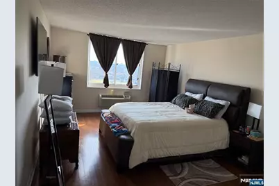 160 Overlook Avenue 11A #11A, Hackensack, NJ 07601 - Photo 6