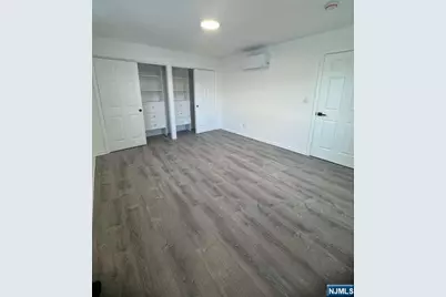 216 Farnham Avenue 2 #2, Lodi, NJ 07644 - Photo 2