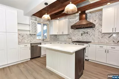 555 Lincoln Avenue, Glen Rock, NJ 07452 - Photo 14