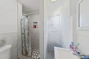 115 Butler St, Paterson, NJ 07524 - Photo 36