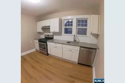 44 Tulip Street, Bergenfield, NJ 07621 - Photo 8