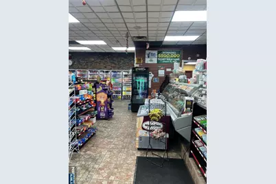 393 S Washington Avenue, Bergenfield, NJ 07621 - Photo 6