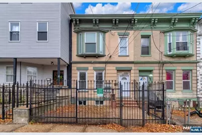 106 Peabody Place, Newark, NJ 07104 - Photo 2