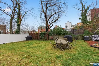 12 Dempsey Avenue A #A, Edgewater, NJ 07020 - Photo 22