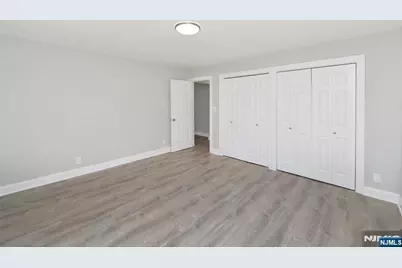 260 Oak Street E4 #E4, Ridgewood, NJ 07450 - Photo 10