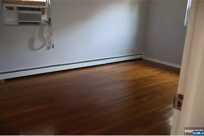 1032 Glen Road, Fort Lee, NJ 07024 - Photo 18